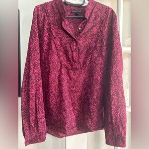 Banana Republic Red Wine Color Paisley Blouse Size L